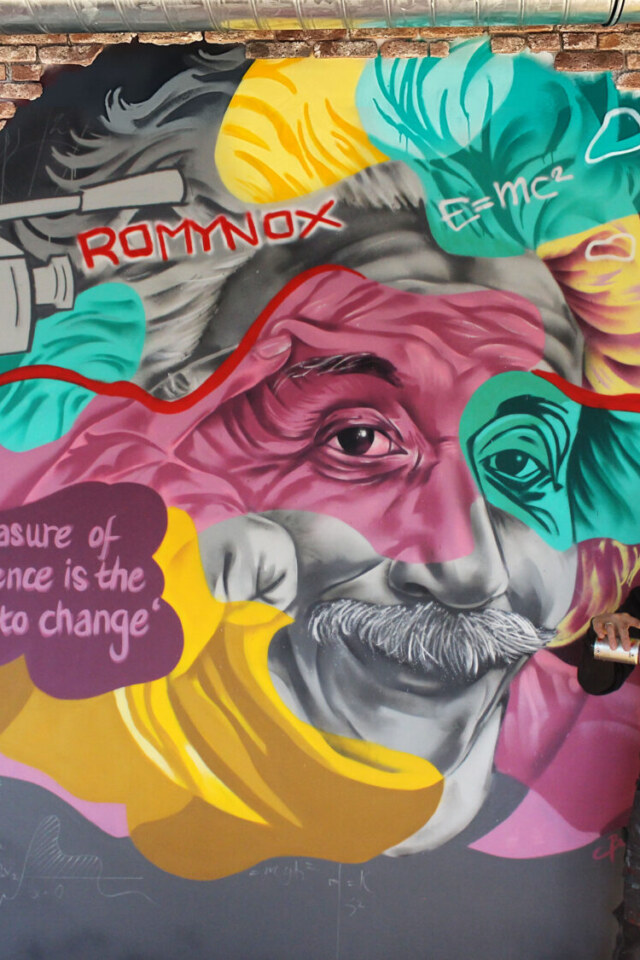 Branding walls Einstein graffiti Romynox
